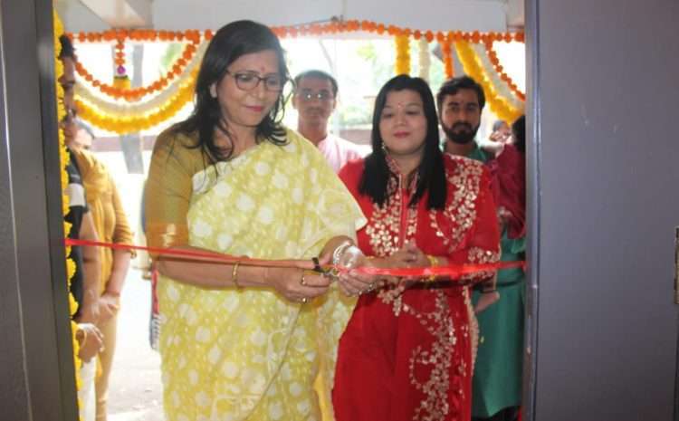  Inaugration of Holistic Buddha Physiotherapy Clinic By MCGM Councillor Sudha Singh